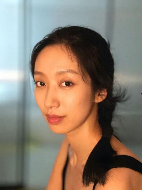 朱百万夫妇娱乐吃瓜,揭秘娱乐圈背后的甜蜜与苦涩